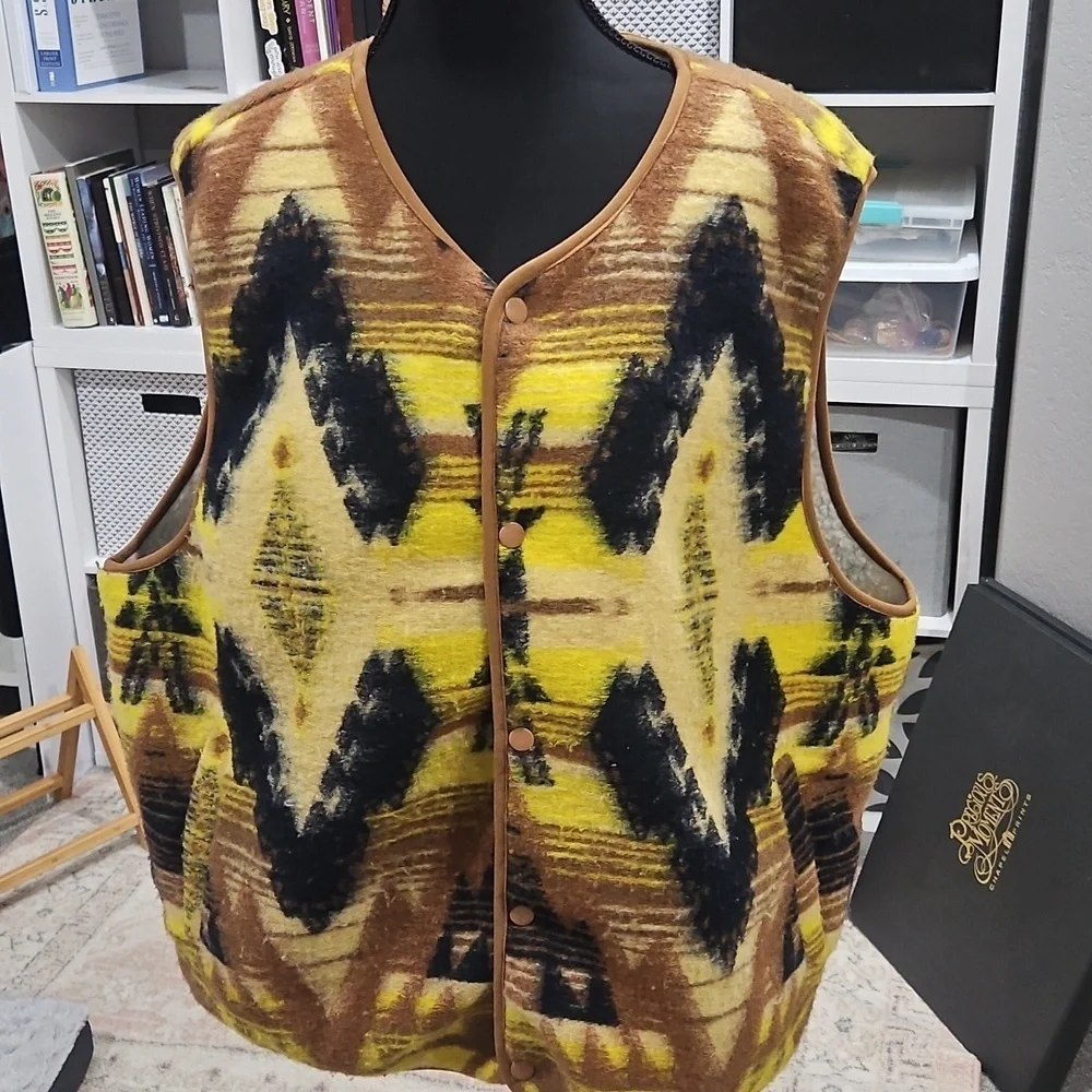 Urban Outfitters Yellow and Black Patterned Vest
